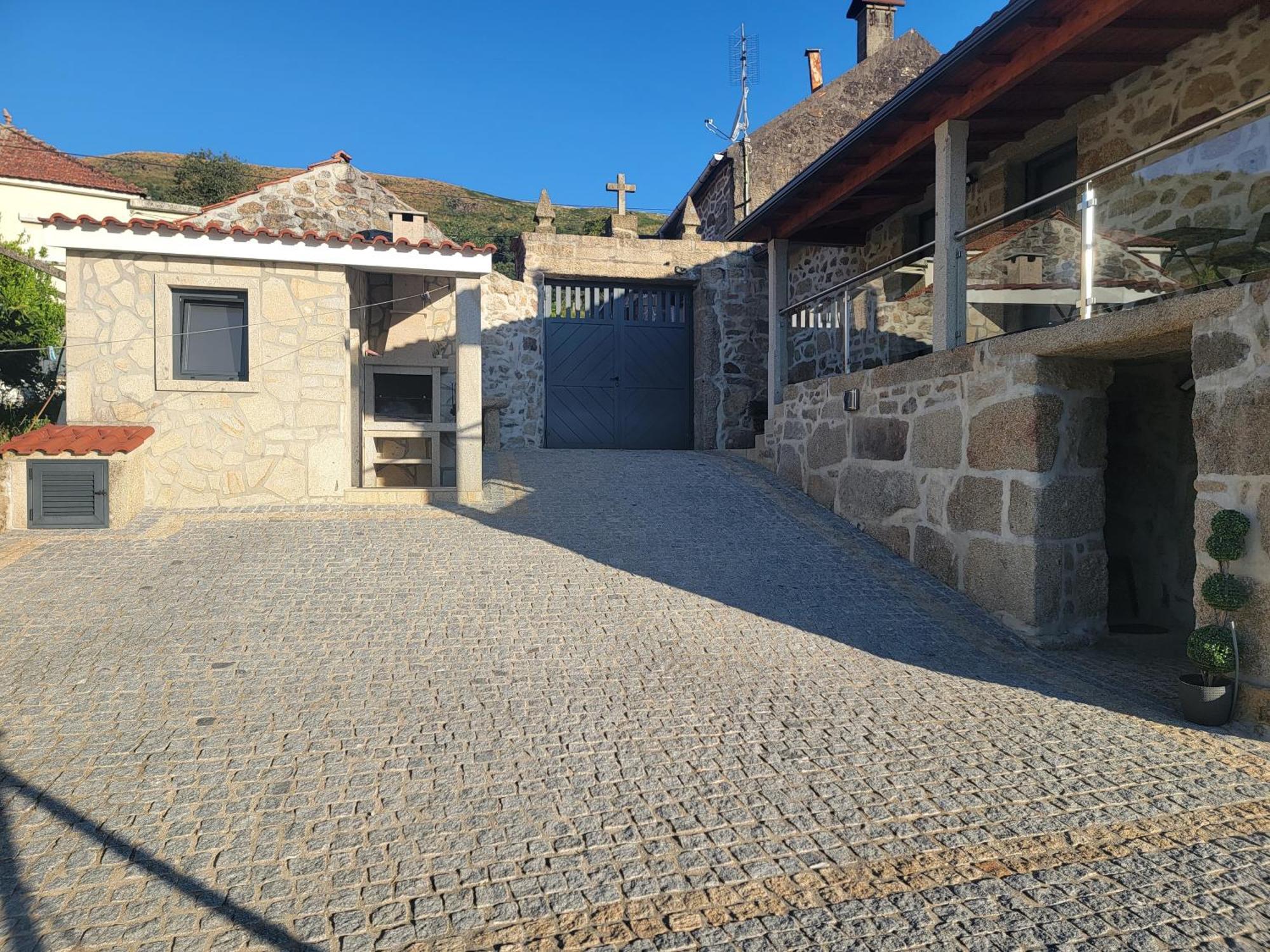 A Nossa Casinha Villa อาร์กอสเดวัลเดเวซ ภายนอก รูปภาพ